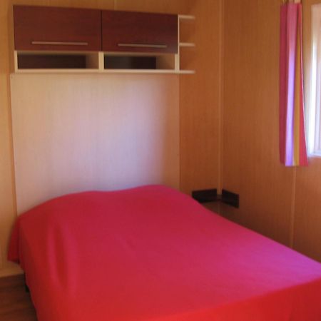 Ardeche - Gites Objectif Evasion Montréal Szoba fotó